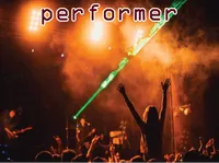 Definition & pronunciation of performer