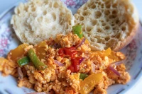 Definition & pronunciation of scramble