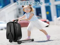 Definition & pronunciation of suitcase