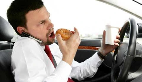 When I was having breakfast, the phone suddenly rang