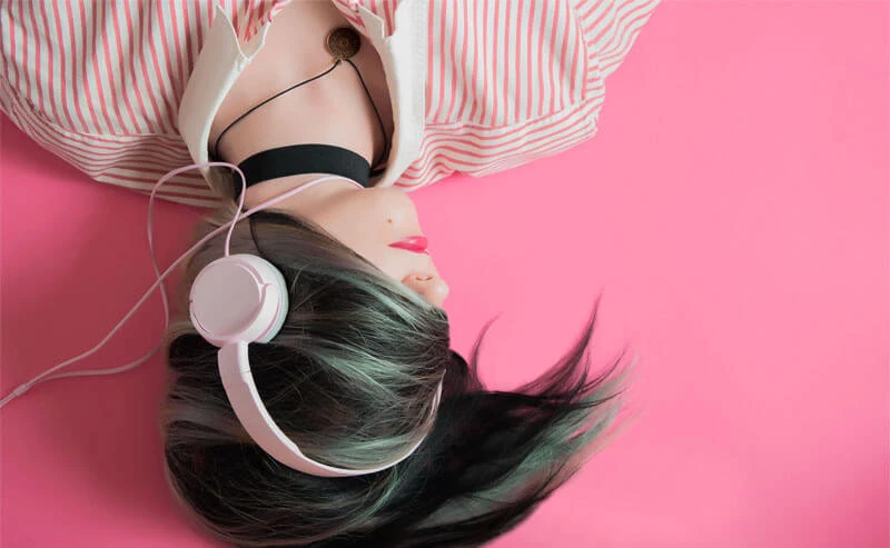 How to listen to English effectively?